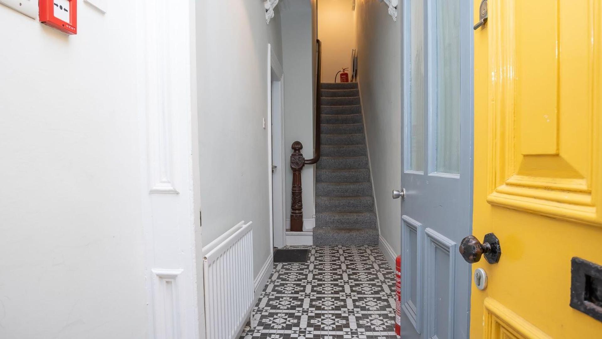 1 Bdr Apartment At Queens Uni By Belfast City Breaks Eksteriør billede