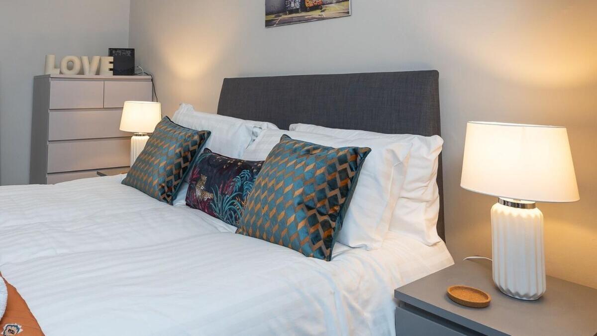 1 Bdr Apartment At Queens Uni By Belfast City Breaks Værelse billede